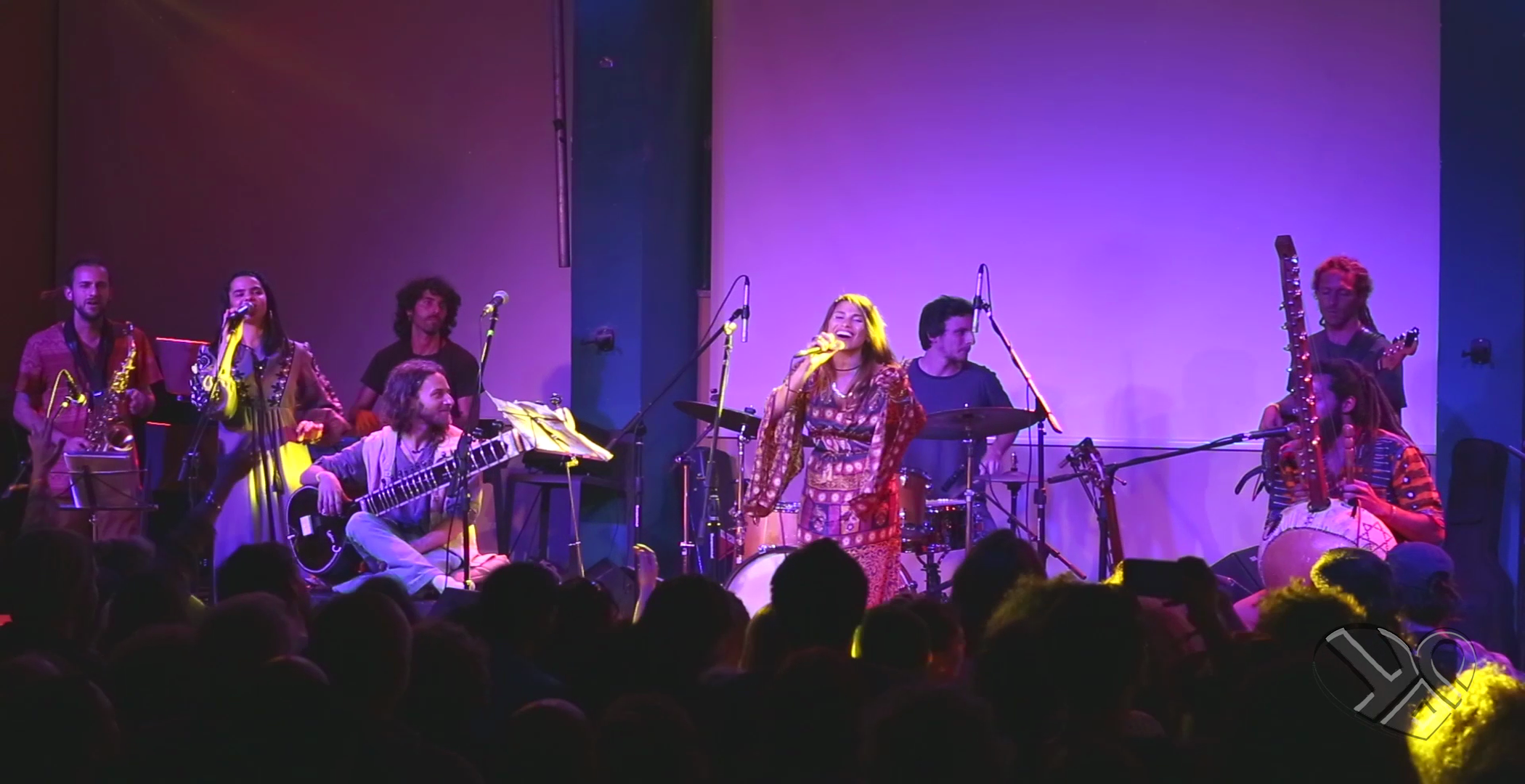 חברי להקת Masa יחד בתל אביב בשנת 2016.