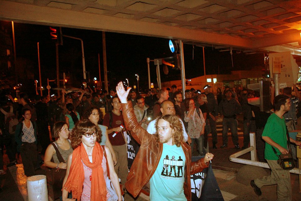 יואב במאהל המחאה בשדרות רוטשילד בקיץ 2011.